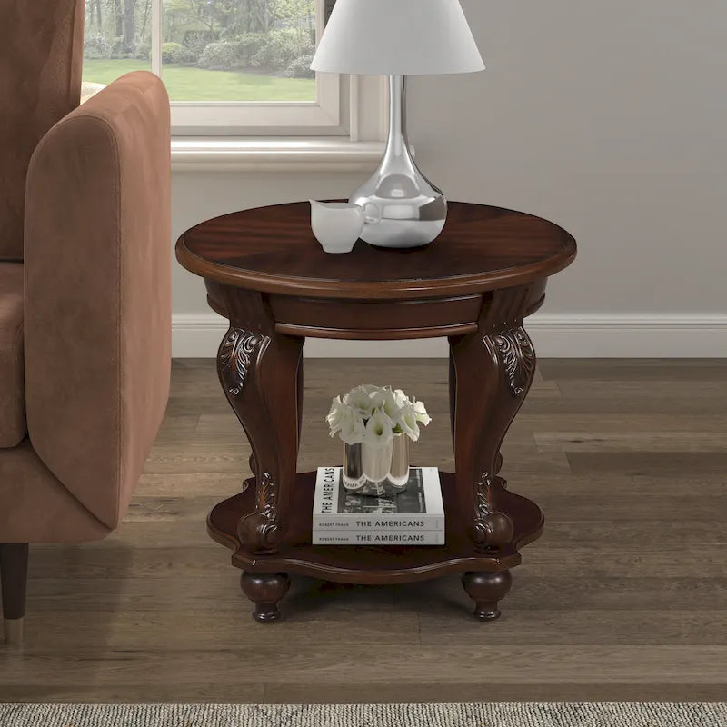 Table d'appoint ronde avec étagère inférieure et pieds galbés