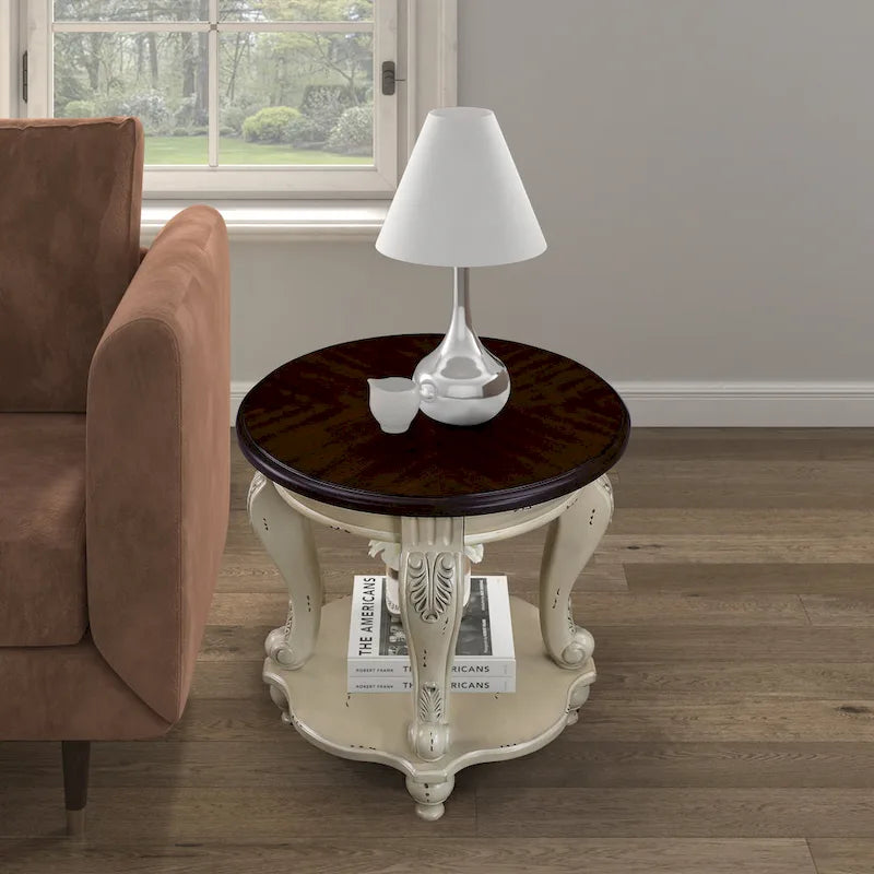 Table d'appoint ronde avec étagère inférieure et pieds galbés