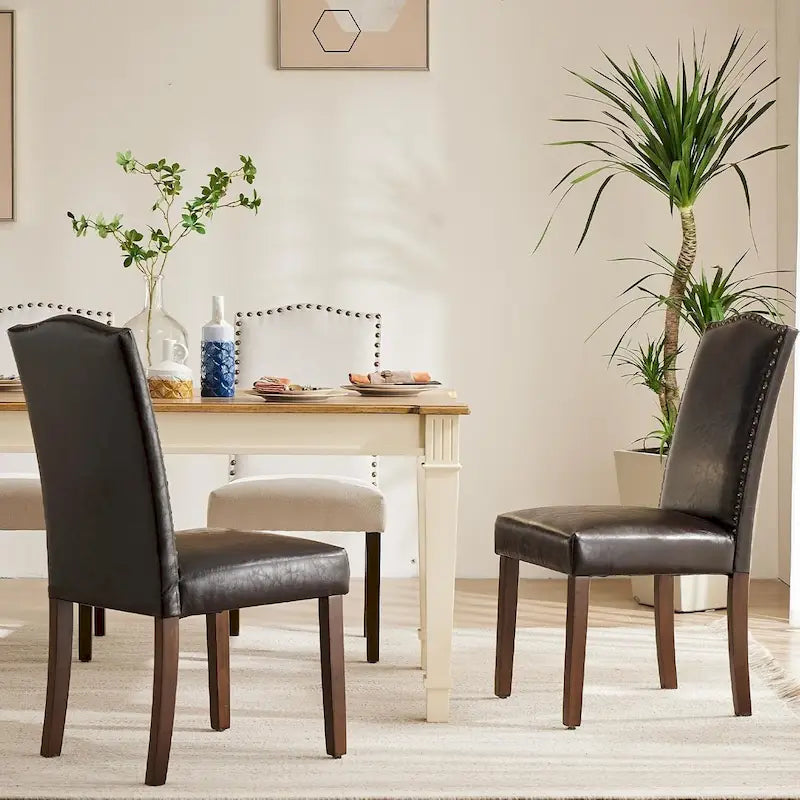 Ensemble de 2 chaises de salle à manger rembourrées avec clous décoratifs et pieds en bois