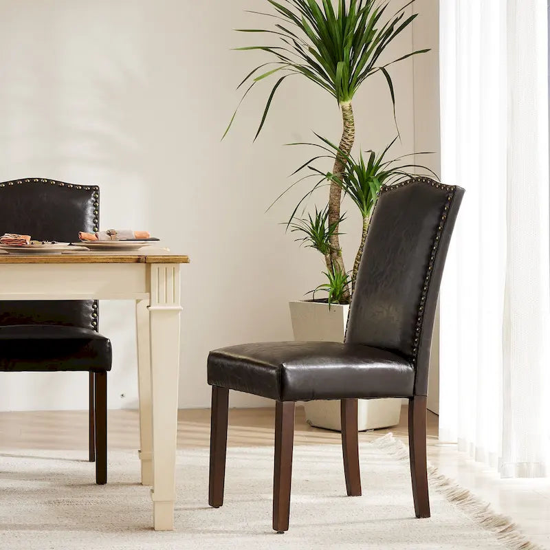 Ensemble de 2 chaises de salle à manger rembourrées avec clous décoratifs et pieds en bois