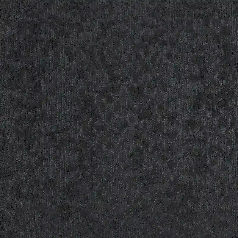 Causeuse en chenille blanche avec coussins décoratifs