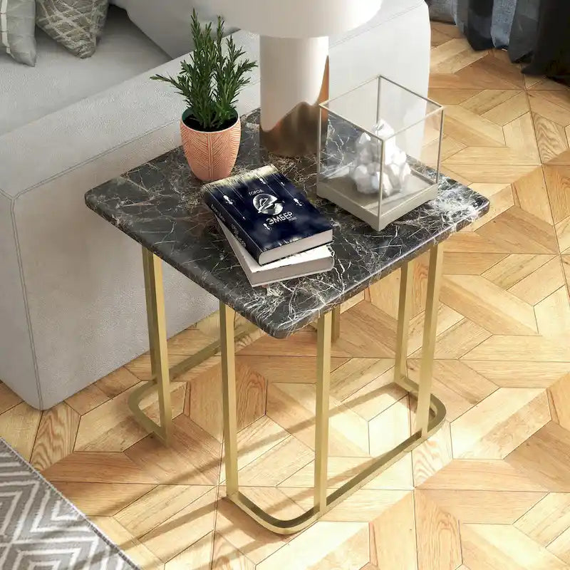 Table d'appoint carrée en faux marbre avec piètement en métal