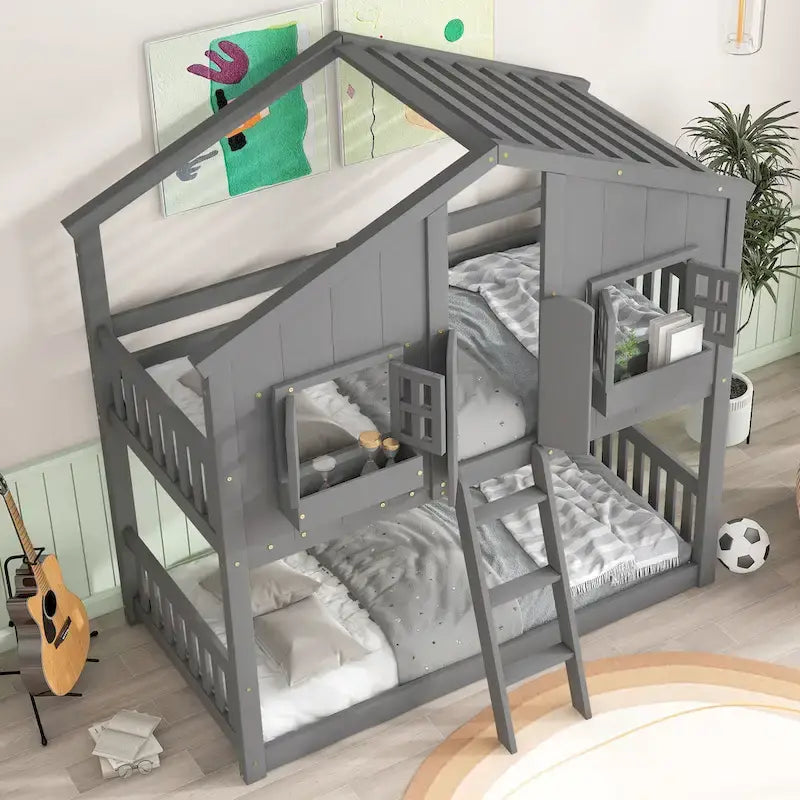 Lit superposé maison jumeau sur jumeau avec toit, fenêtre, jardinière, porte, barrières de sécurité et échelle – Gris
